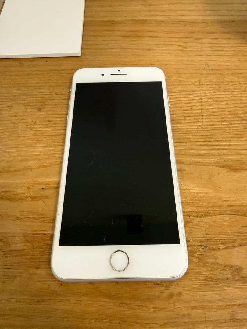 【iPhone8Plus256GB】SIMロックなし