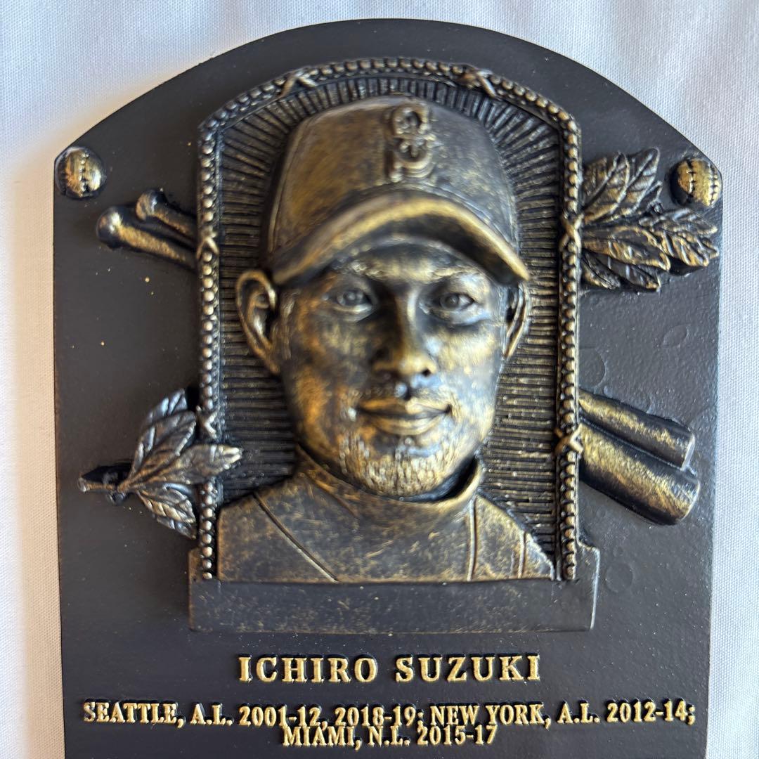 イチロー MLB殿堂入り彫刻プラーク　盾　記念品