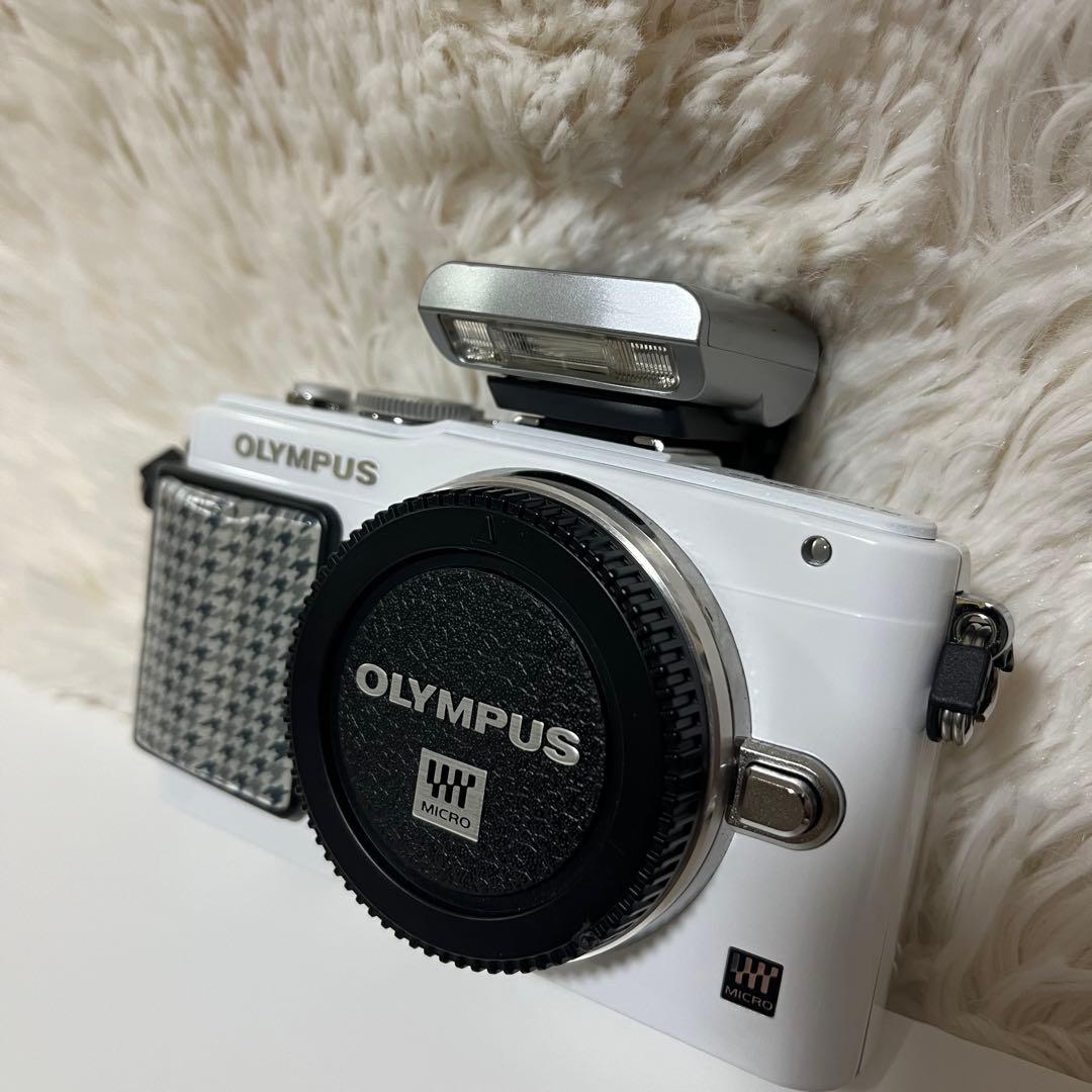 【極美品】OLYMPUS E-PL5 ダブルレンズ ミラーレス ストロボ付き