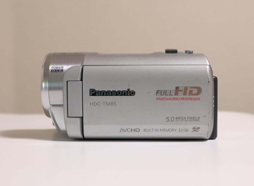 Panasonic HDC-TM85 フルハイビジョンビデオカメラ