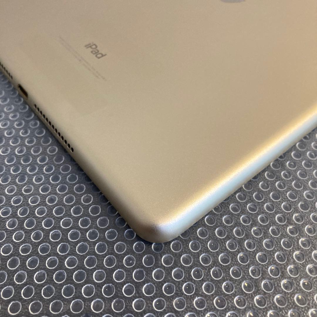 3886【早い者勝ち】iPad5 第5世代 32GB SIMフリー☆