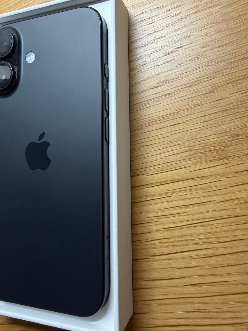 【美品・動作良好】iPhone16 128GB ブラック SIMフリー