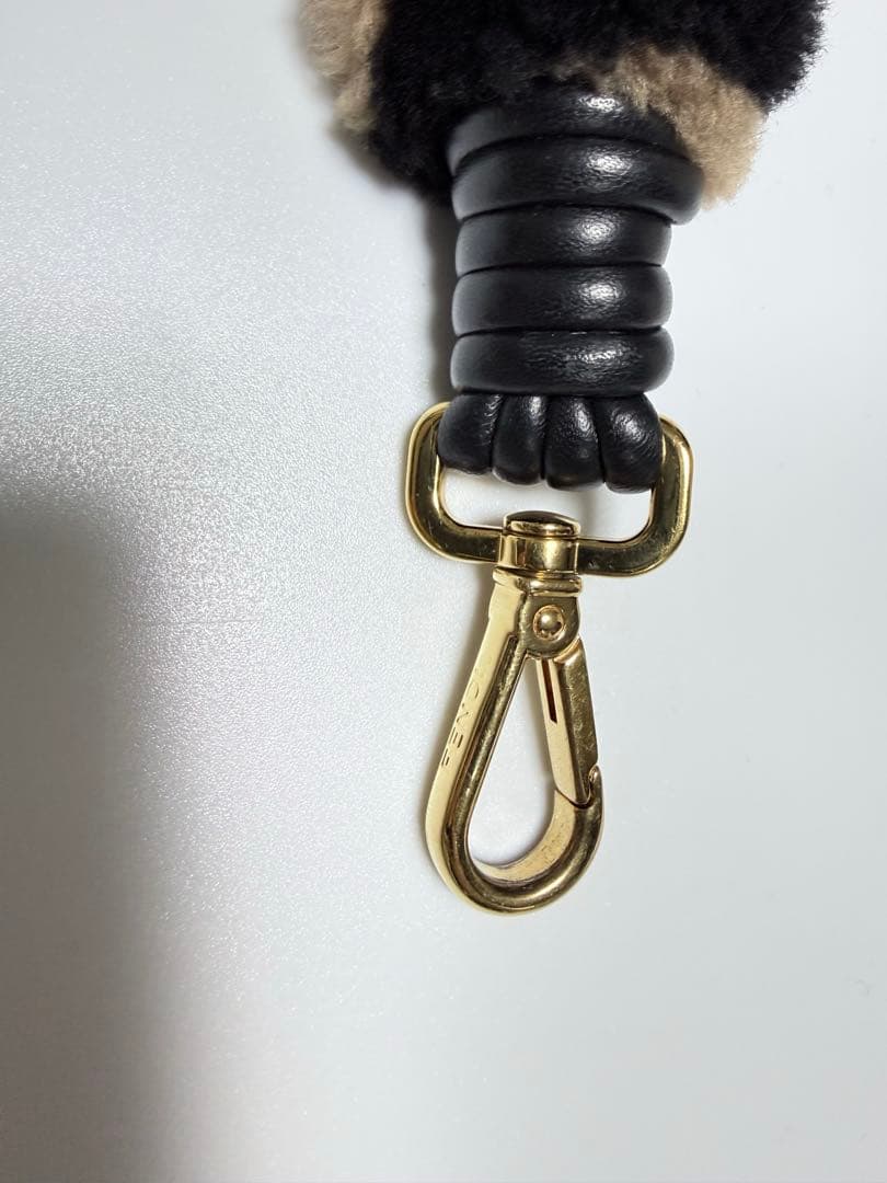 フェンディー　FENDI ファーミニストラップユー