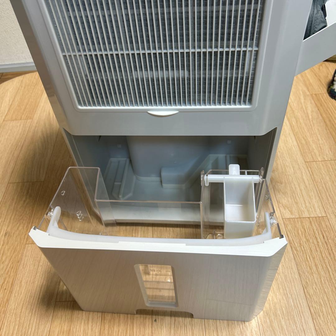 コロナ 冷風除湿機 CDM-1024 ２０２４製