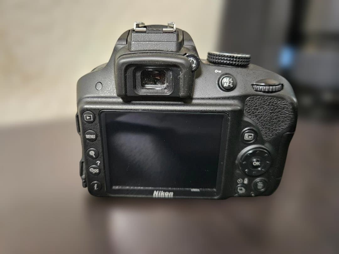 Nikon デジタル一眼レフカメラ D3300