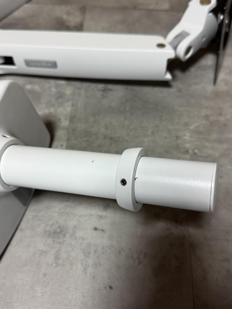 エルゴトロンLX　モニターアーム　ホワイト