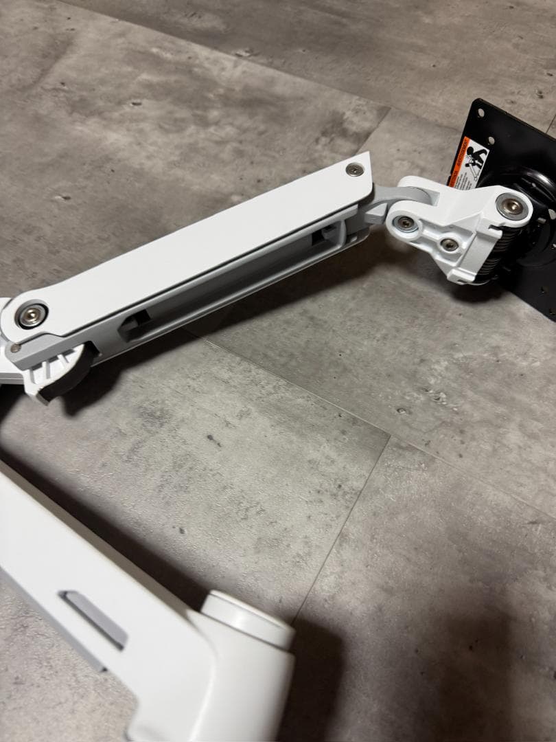 エルゴトロンLX　モニターアーム　ホワイト