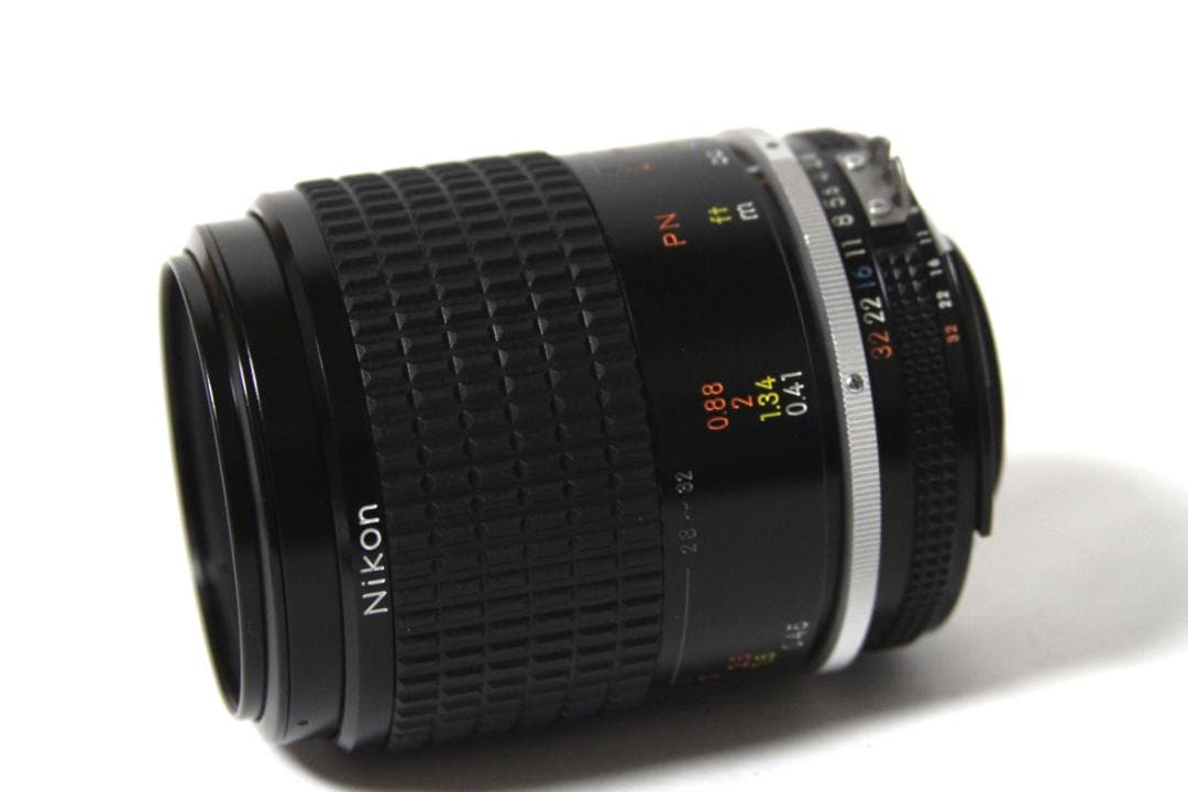 Nikon Ai-S Micro-NIKKOR 105mm F2.8 ニコン