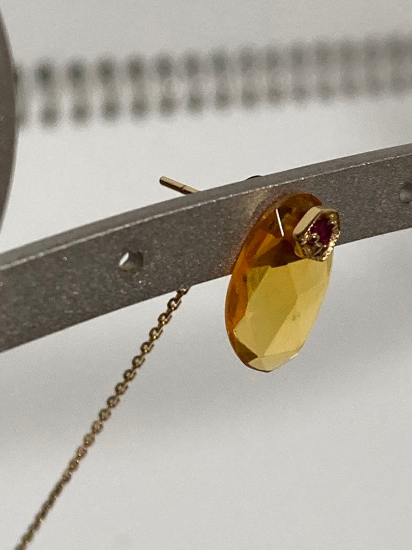 美品　monaka モナカジュエリー　フラットピアス　片耳　k18