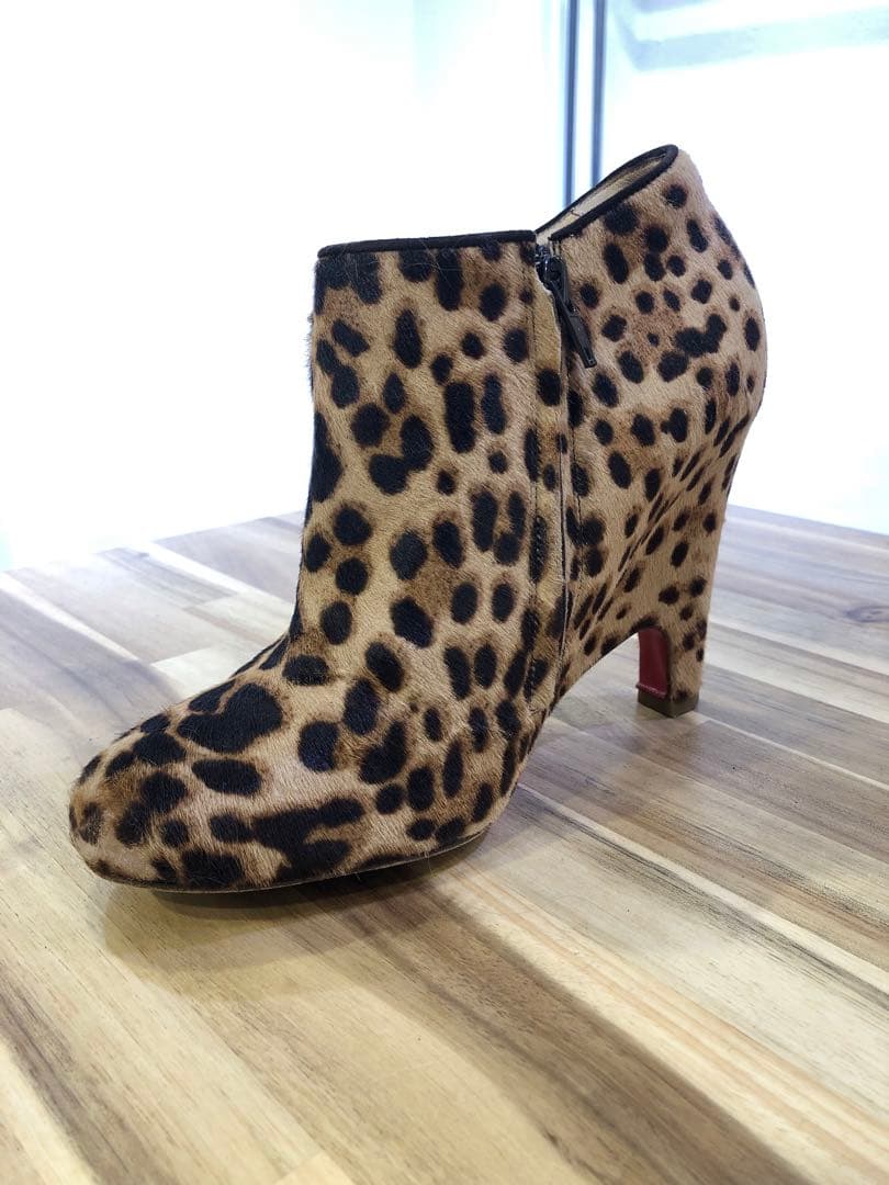 Christian Louboutin ヒョウ柄 ハラコ ブーティ レオパード