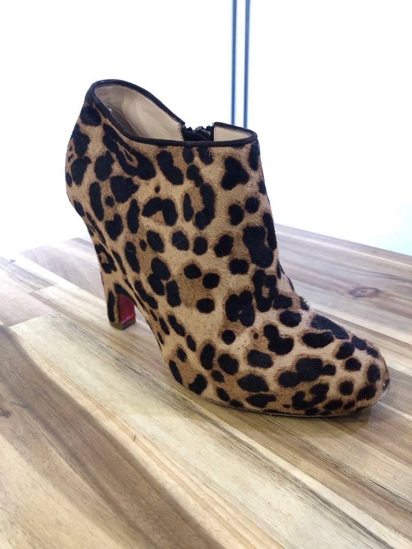 Christian Louboutin ヒョウ柄 ハラコ ブーティ レオパード