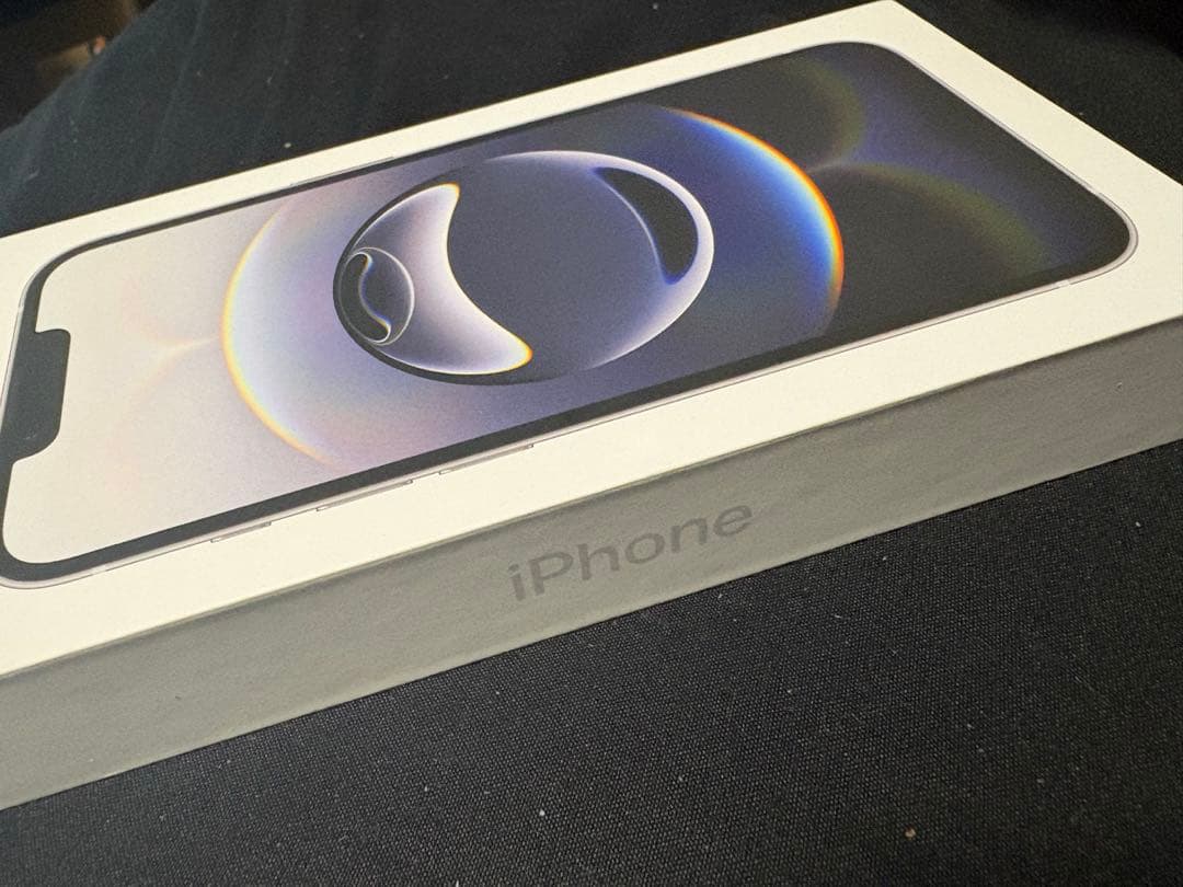 スマートフォン本体 Apple iPhone 16e 128GB