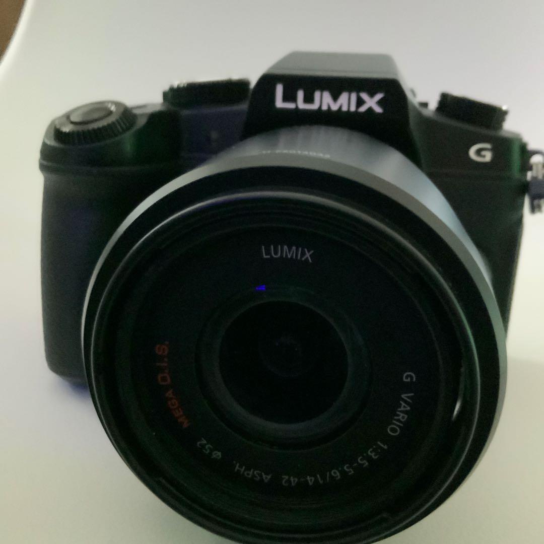LUMIX G デジタル一眼レフカメラ 本体とレンズ2本