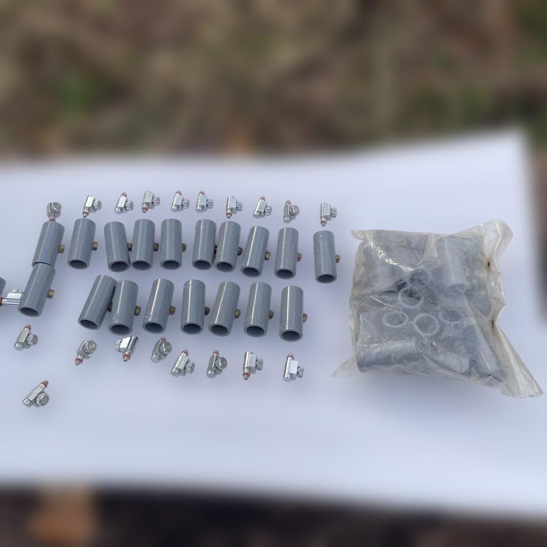撒水用受けとノズルで20個と20個予備の受け、20個撮影のため今袋を開けました。