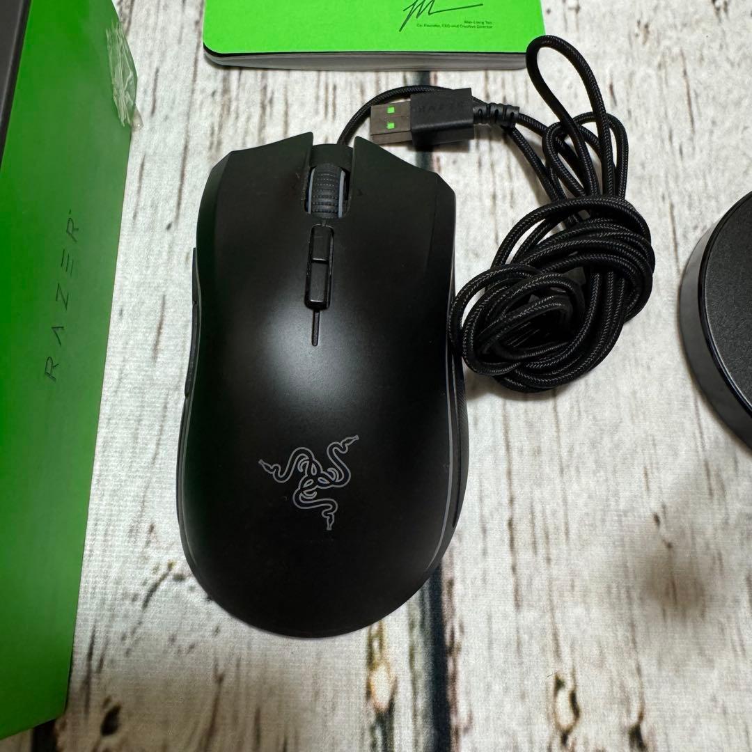 匿名配送 美品 RAZER マンバエリート マウスバンジー V3 Chroma