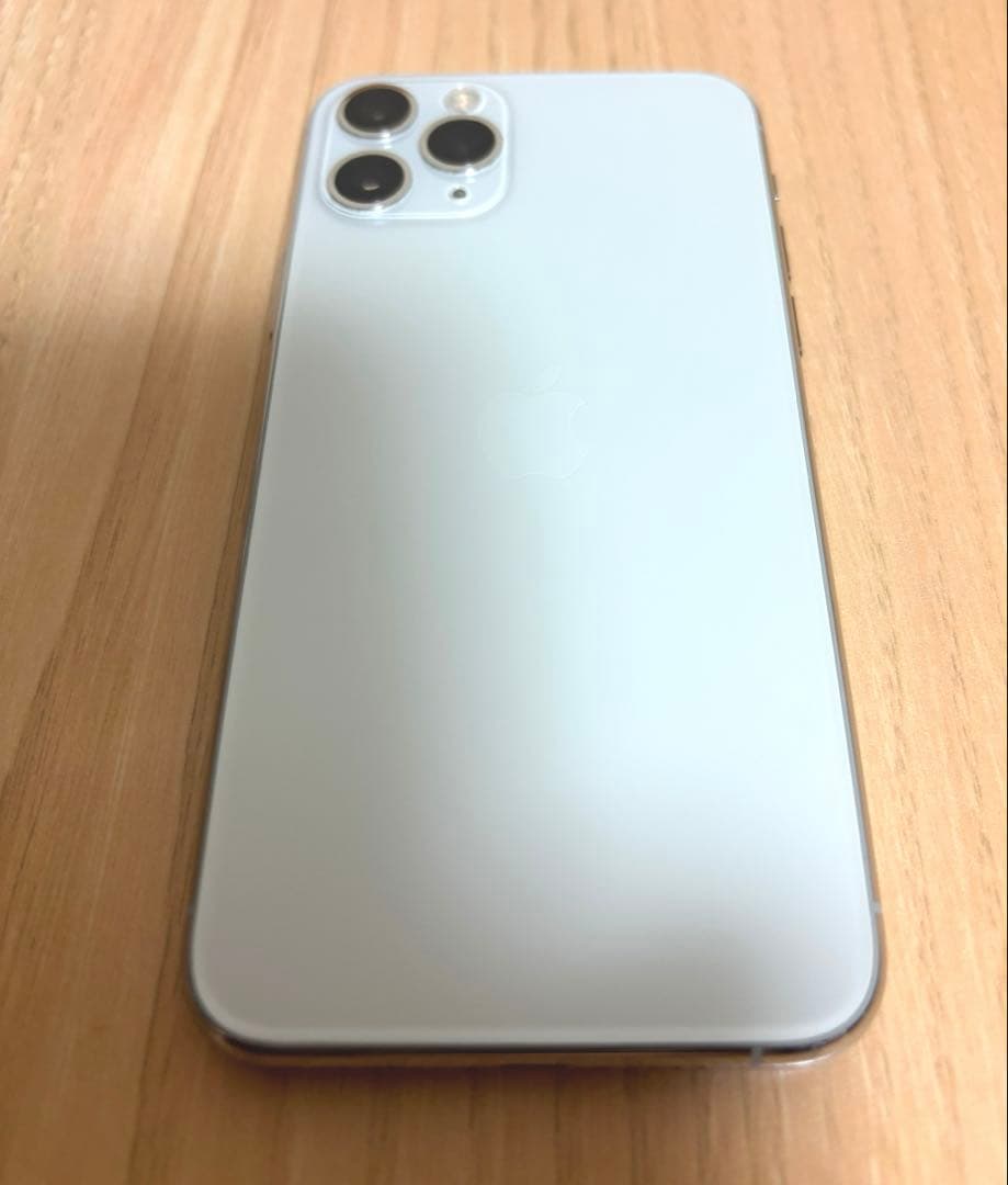 iPhone 11 pro シルバー　64GB SIMフリー