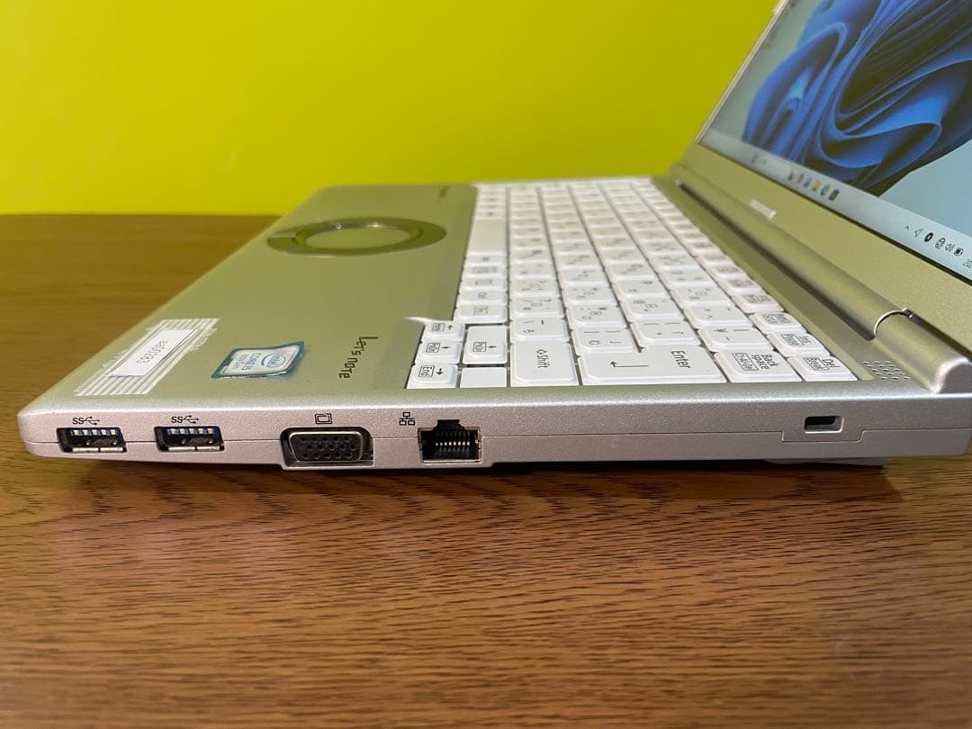 Panasonic レッツノート CF-SV7