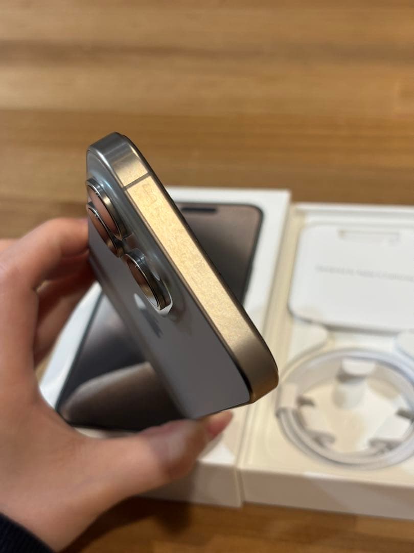 iPhone15Pro 512GB ナチュラルチタニウム SIMフリー