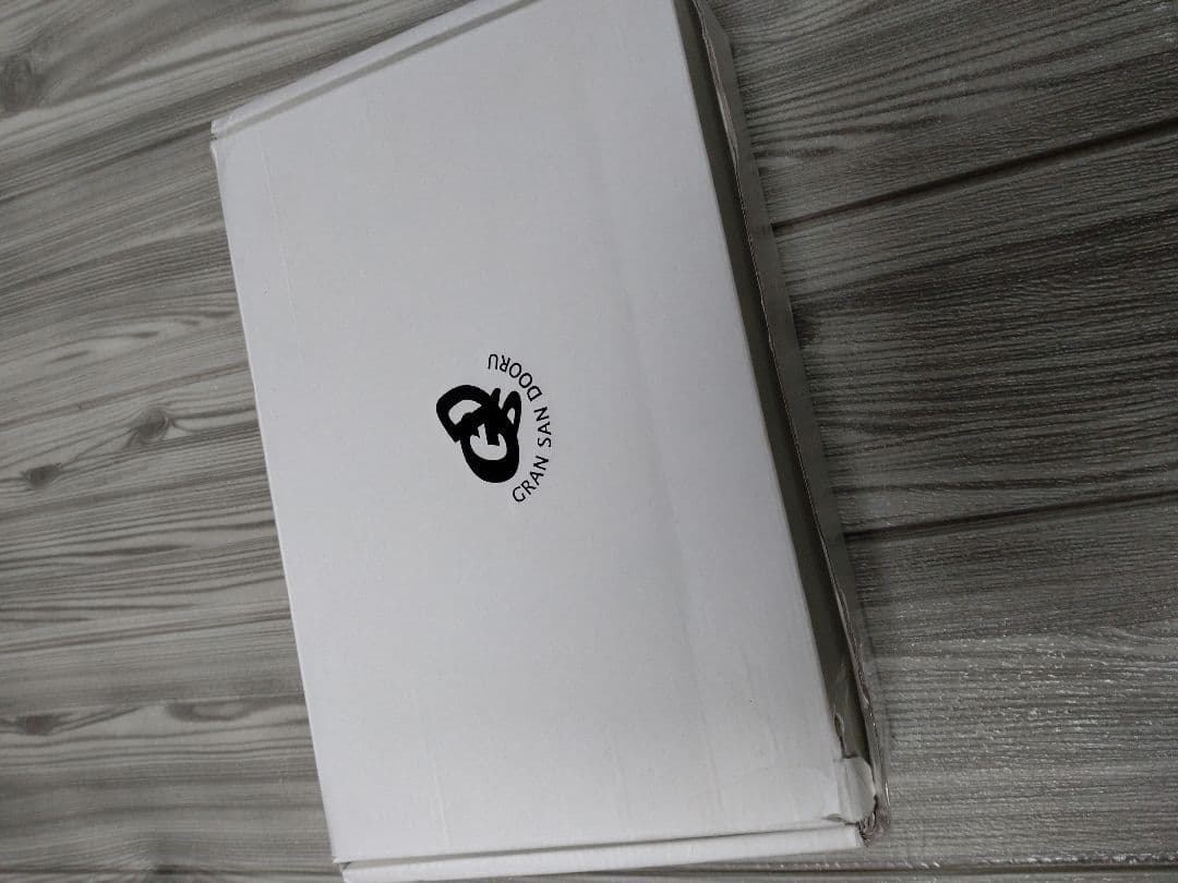 イオンメディック マイナスイオン 2400万個発生 ORELA オーリラ 12穴