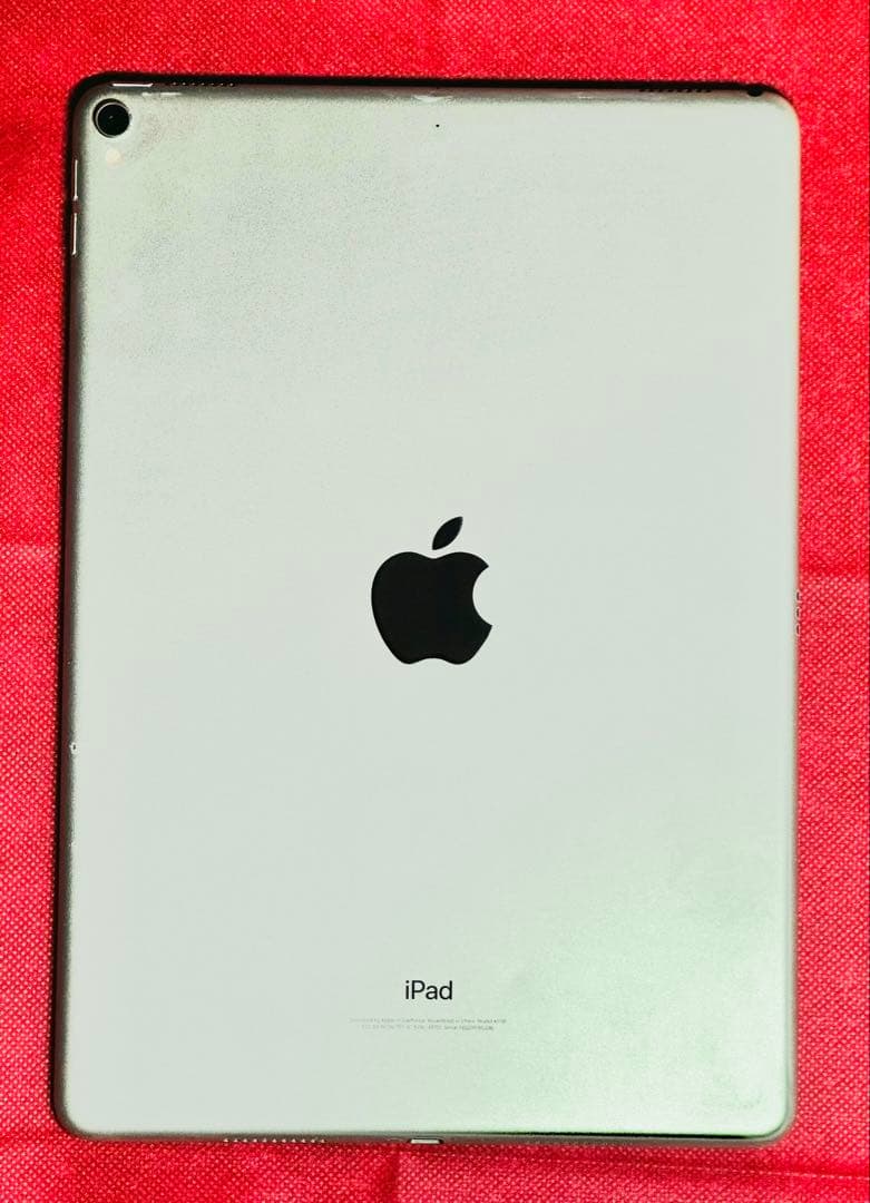 iPad Pro (10.5インチ ・64GB)