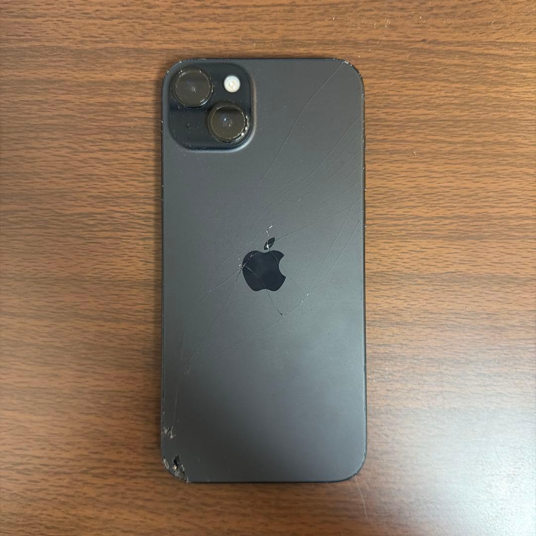 iPhone15plus、256GB、1年ほど使用済み、機能不備なし
