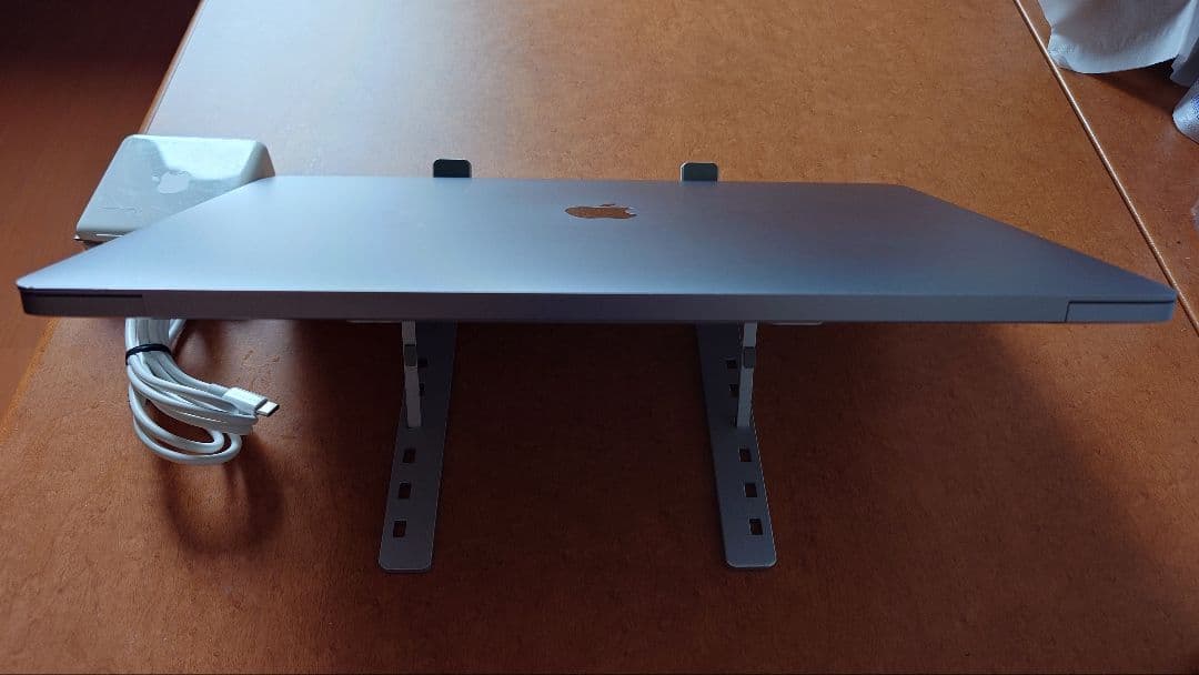 MacBook本体 MacBook Pro 2019 i7 16GB 512GB