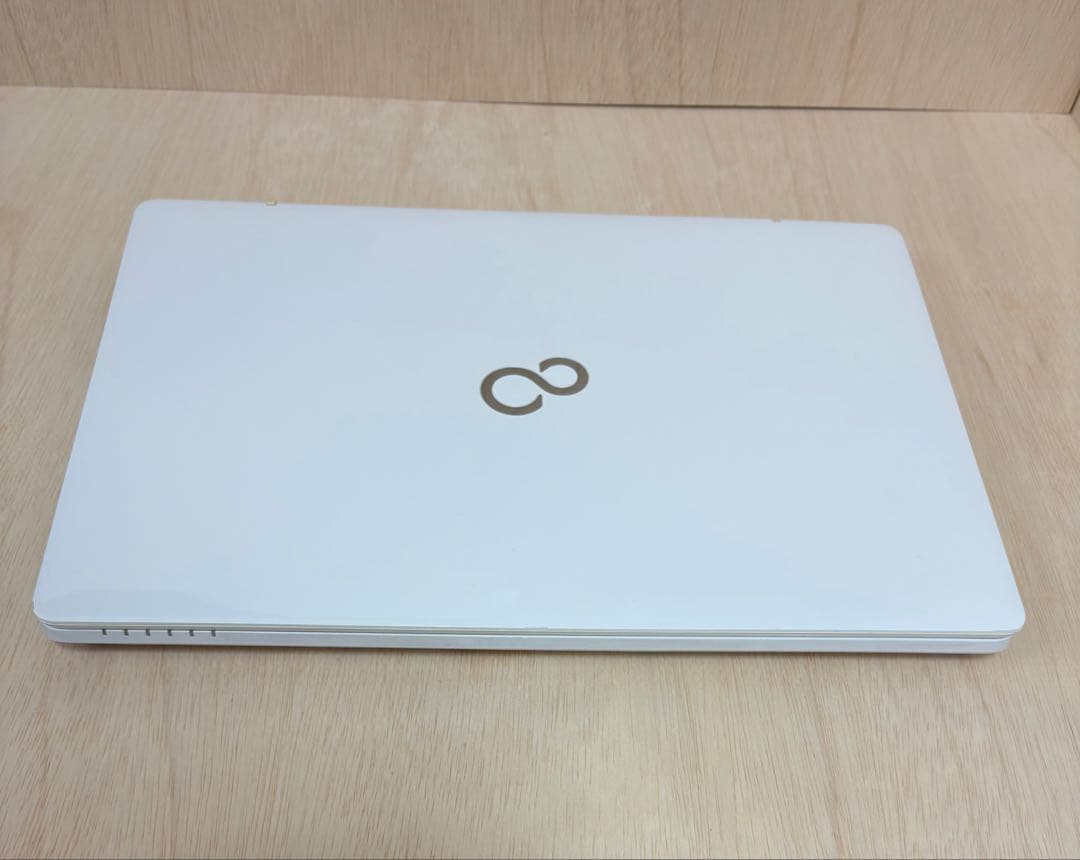 Windowsノート本体 FUJITSU FMVA50C2WP Core i7 7700HQ