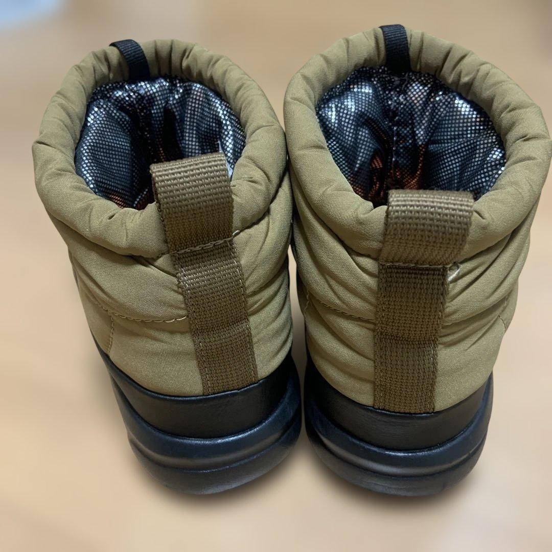 期間限定値下げColumbia 新品未使用23cm イエローテイル