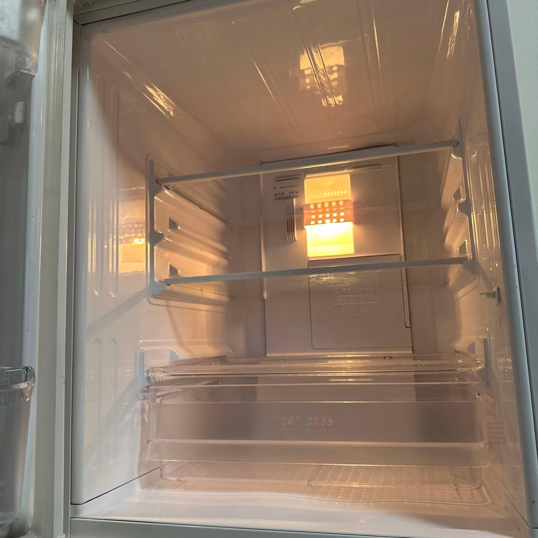 中古SHARP 137L 冷蔵庫【SJ-UY14-W】　どっちもドア