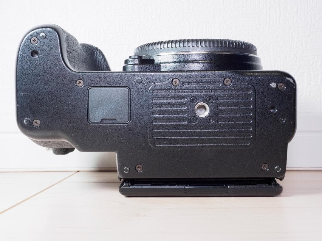 美品 FUJIFILM GFX50S レンズ アダプターx4 バッテリーx2