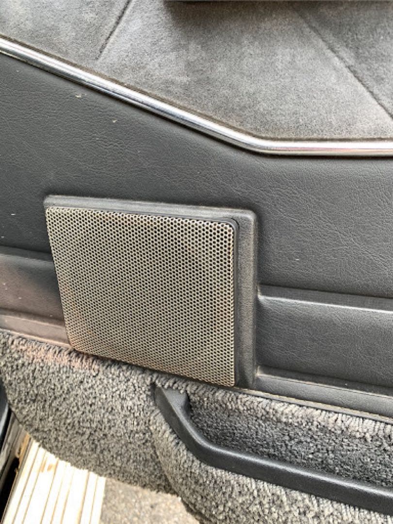 トヨタ　ランドクルーザー　ランクル60 純正ドアスピーカーカバー
