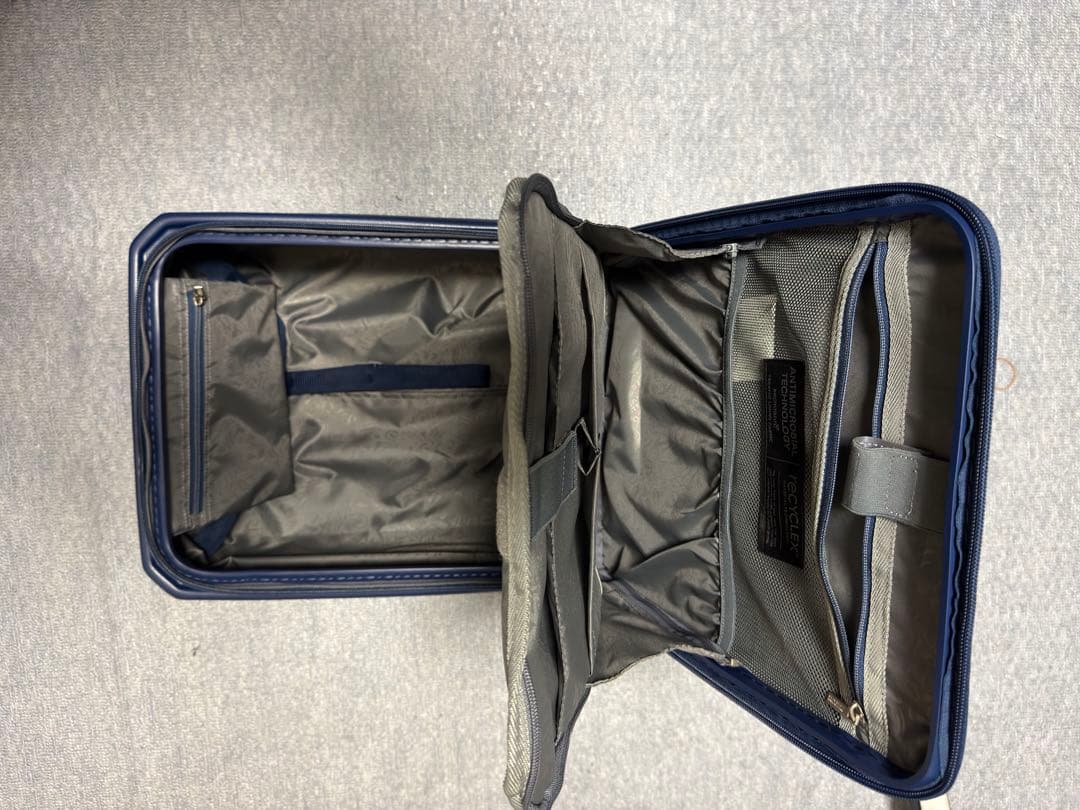 アメリカンツーリスターキャリーケース