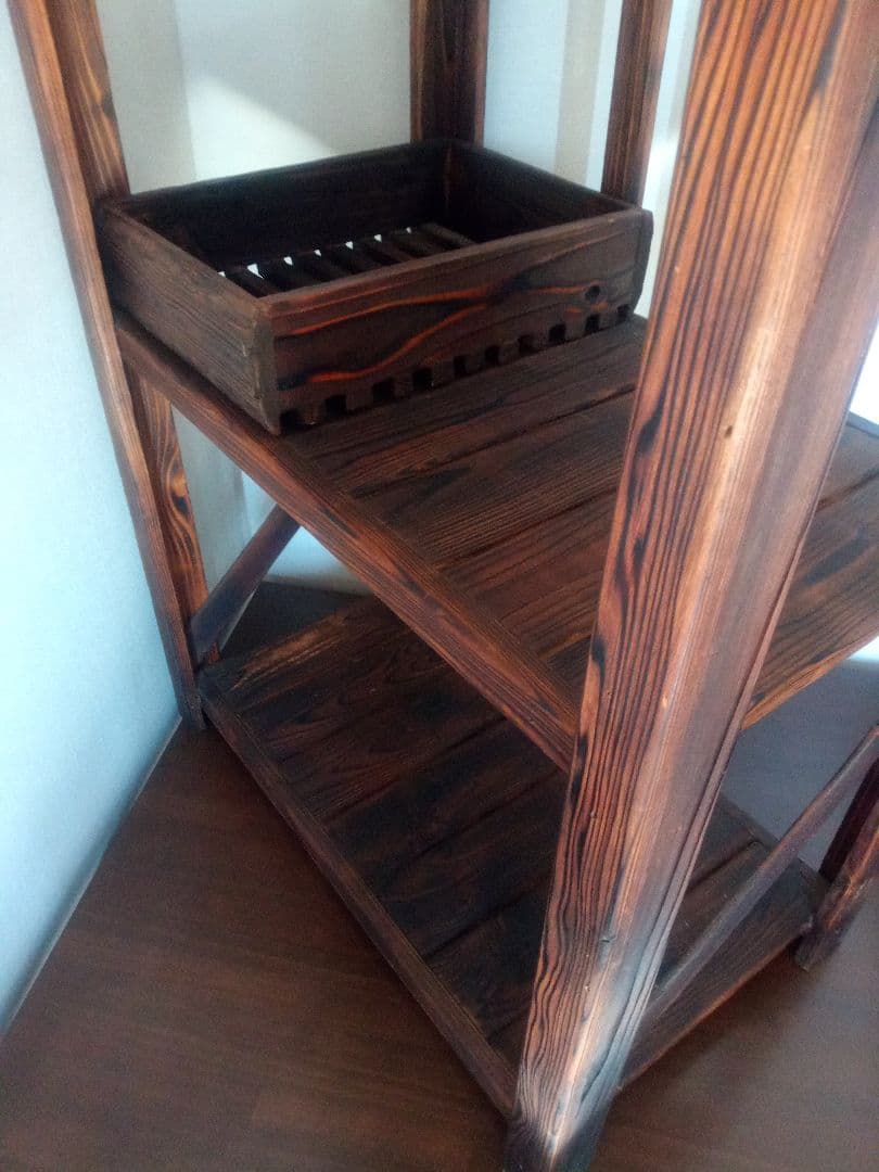 和風焼杉飾り棚（ハンドメイド）