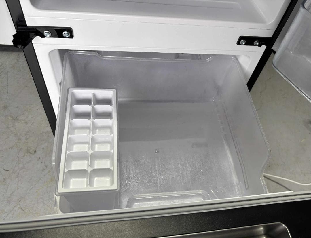 SHARPどっちもドア 冷蔵庫152L SJ-GD15H-B / 2022年製