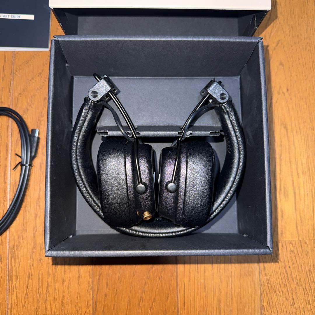 ヘッドホン Marshall headphone MOJOR IV