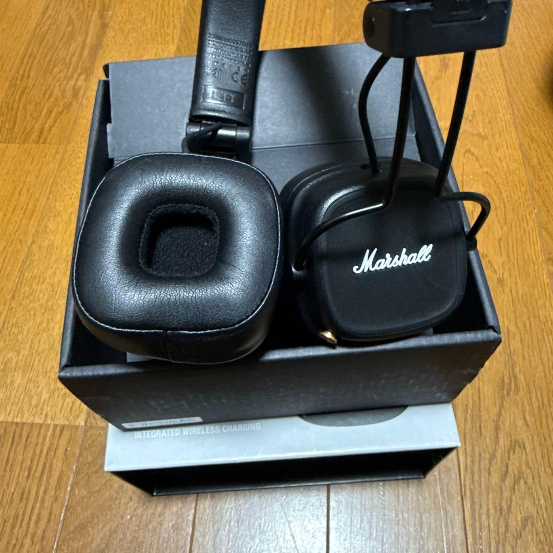 ヘッドホン Marshall headphone MOJOR IV