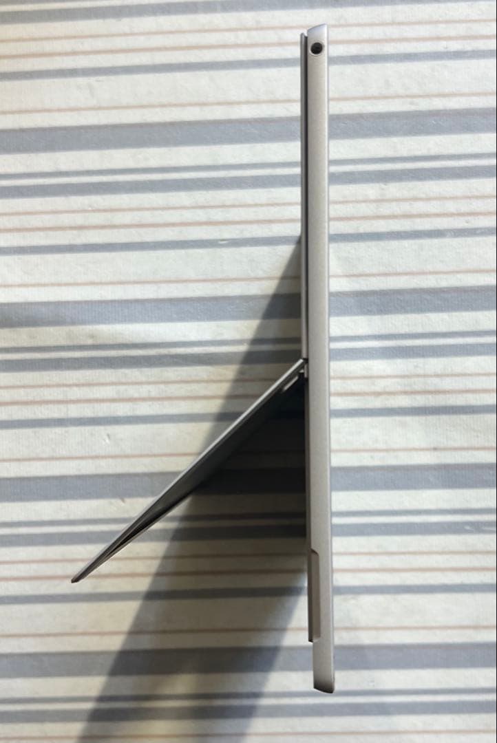 Microsoft Surface Pro (第5世代) 2017