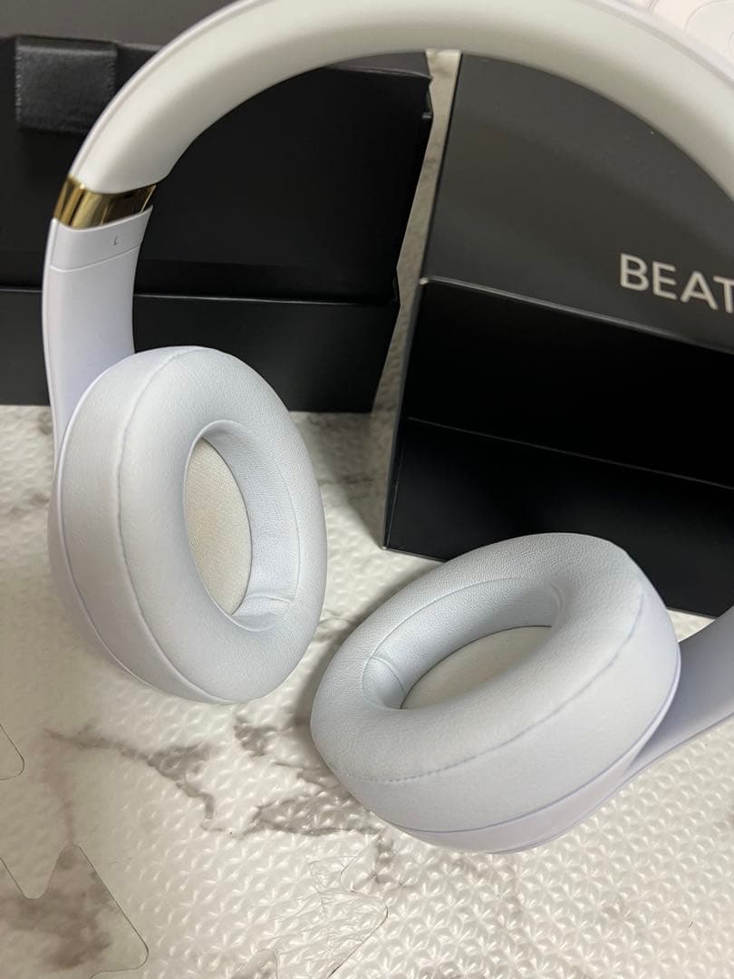【美品】Beats Studio3 ホワイト