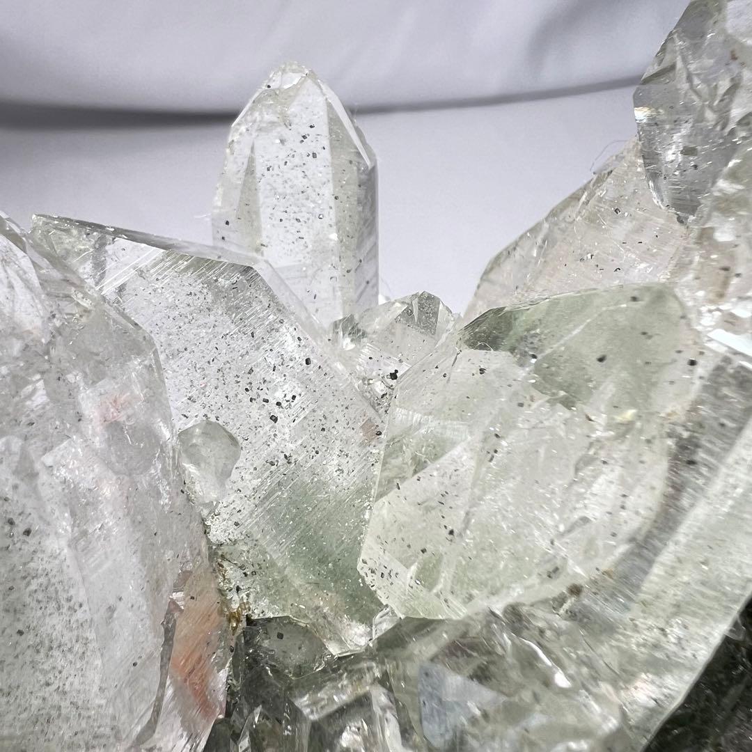 希少　マニハール　カテドラル入りクローライトクラスター　　ヒマラヤ水晶