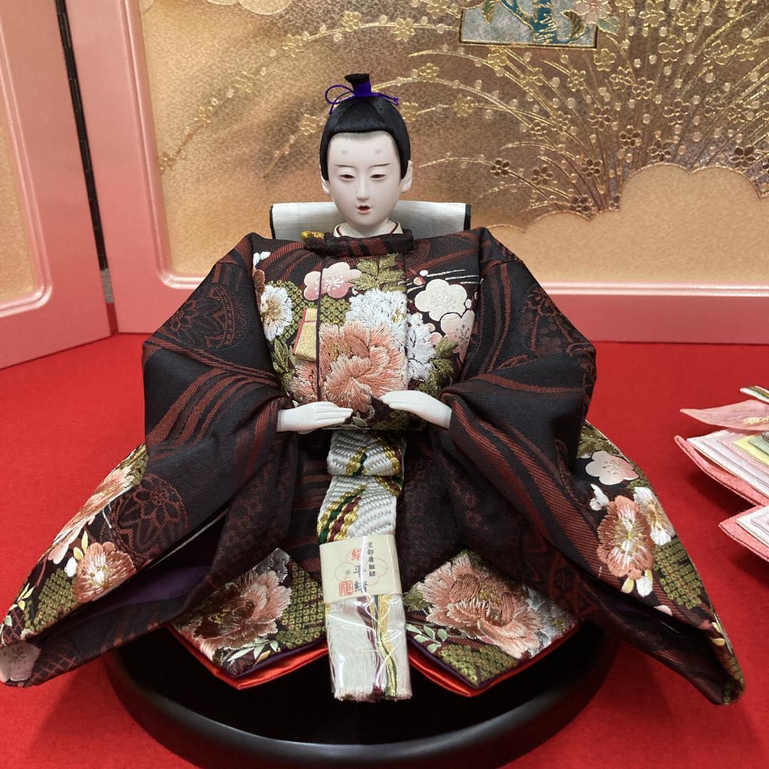 F4-7 訳あり特価　きれいな刺しゅう花柄衣裳　三五親王のみ