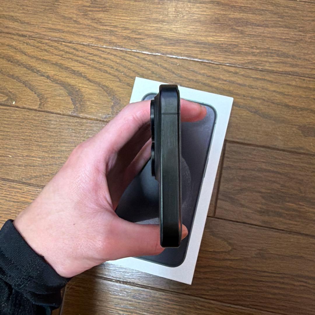 スマートフォン本体 iPhone15Pro 256GB