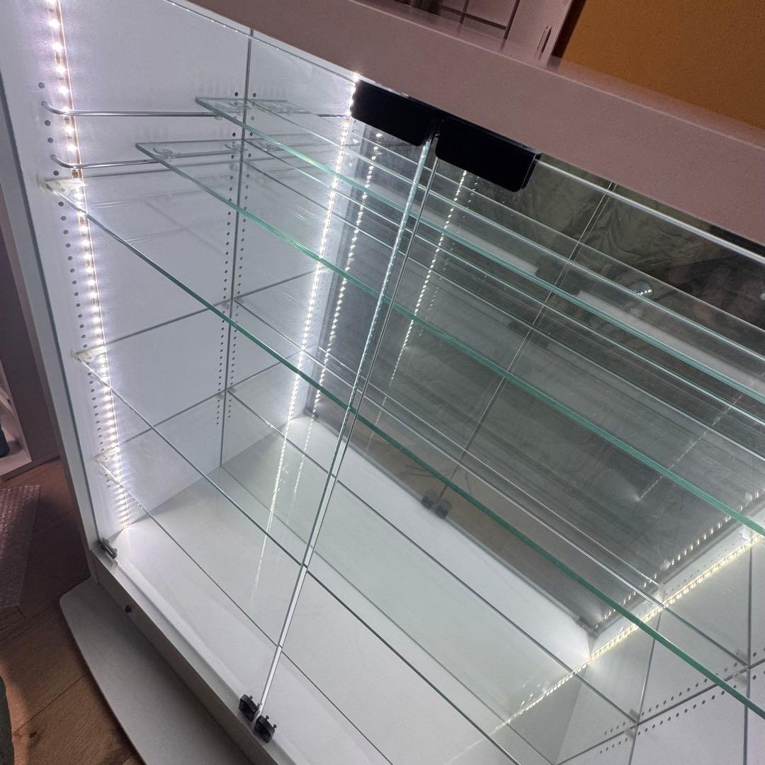 【くーちゃんさん専用】JAJANコレクションラック（ LED照明、鍵付き）