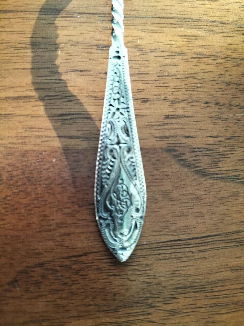 アンティーク　正統派のティースプーン（イギリス）