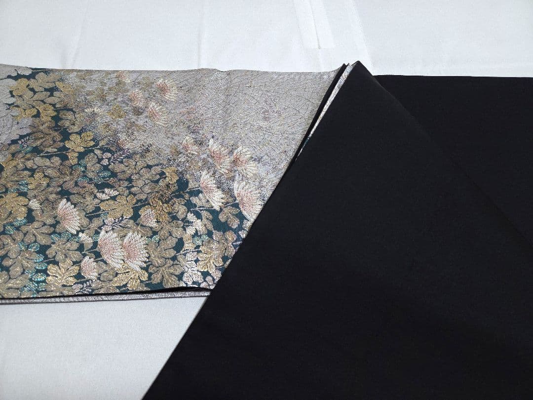 A◆着物くつろぎ 菊花模様 銀糸 青緑 引箔 六通 正絹 フォーマルな袋帯