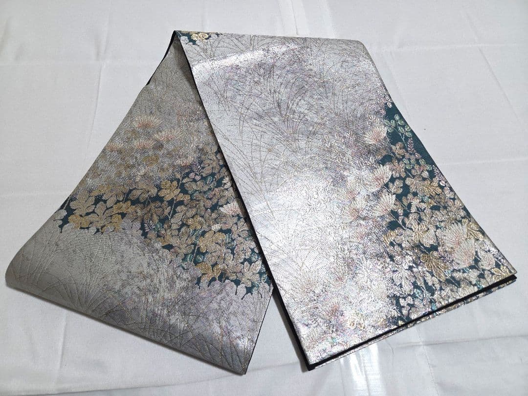 A◆着物くつろぎ 菊花模様 銀糸 青緑 引箔 六通 正絹 フォーマルな袋帯