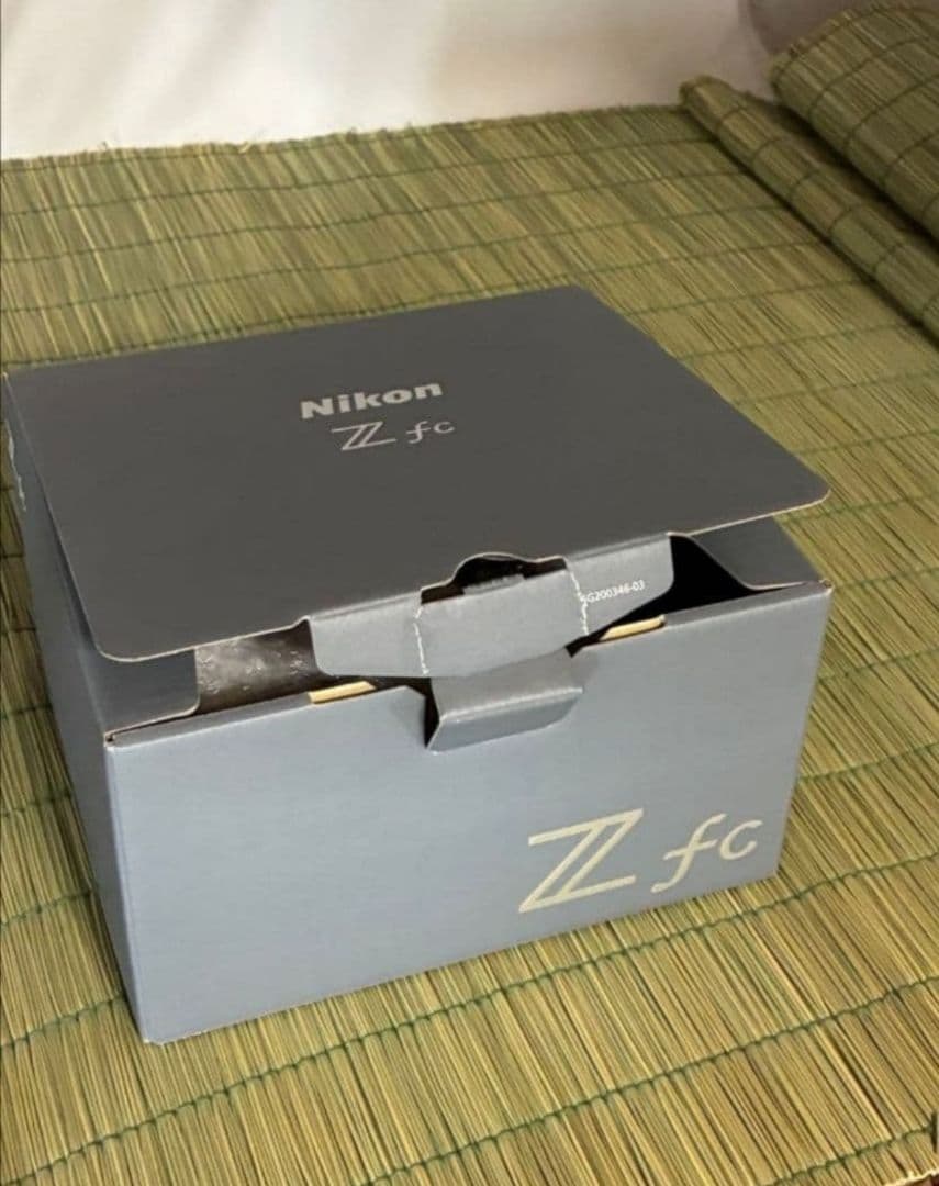 Nikon zfc カメラ(保証あり)　レンズNIKKOR Z DX 16-50