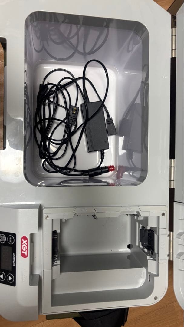 Makita 充電式保冷温庫 CW001GZO 40Vmax オリーブ