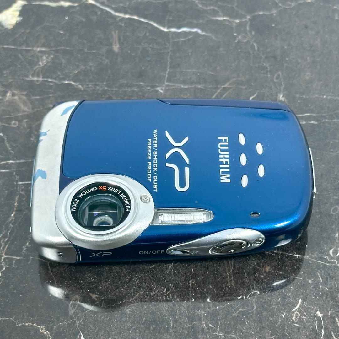 FUJIFILM フジフィルム FINEPIX XP10