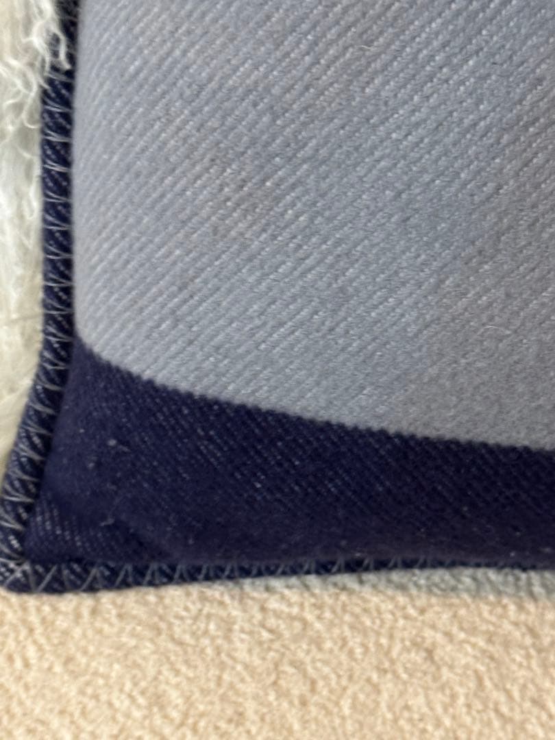 あ*ん様 ⭐️【全国送料無料】定価13万　HERMES エルメス　クッション　H