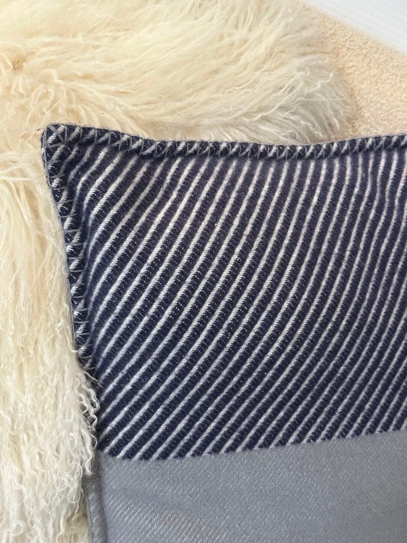 あ*ん様 ⭐️【全国送料無料】定価13万　HERMES エルメス　クッション　H